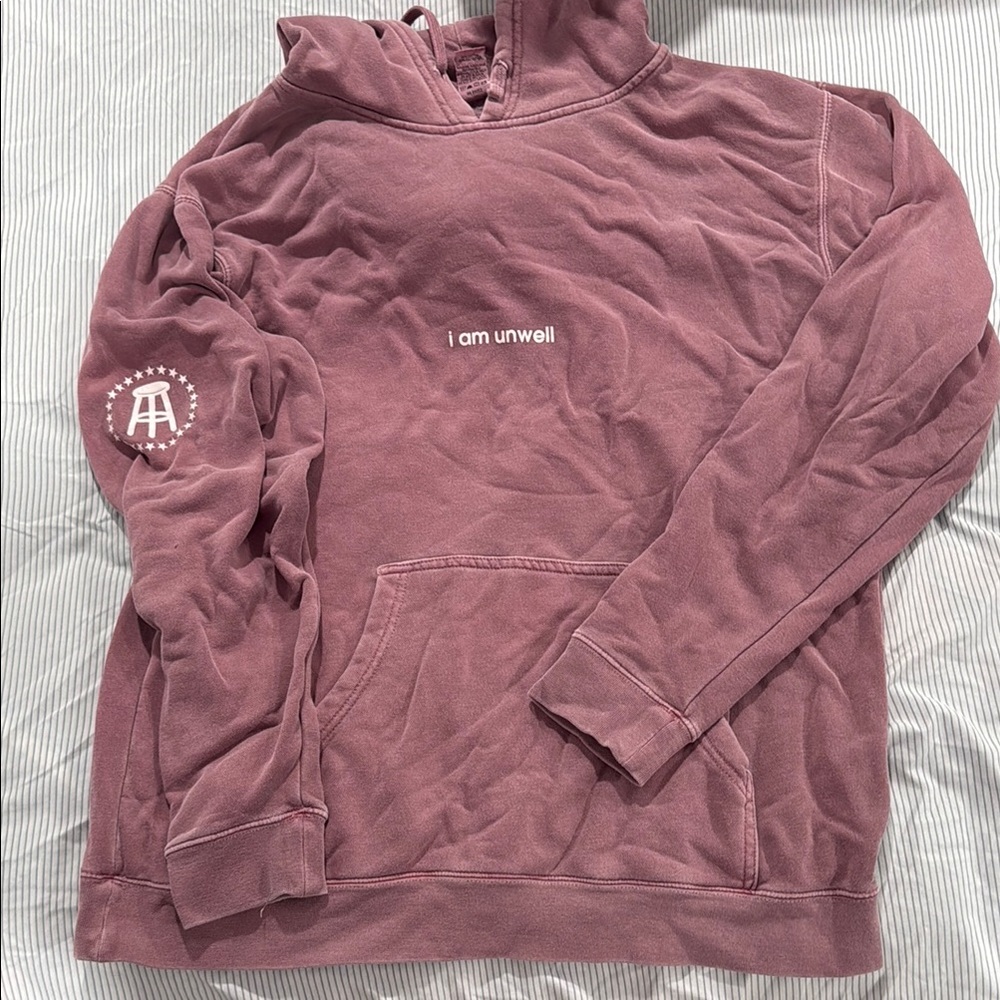 Pink Crewneck Sweater with Ribbed Cuffs and Relaxed Fit